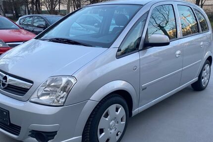 Opel Meriva 57.000 km 3.200 &euro; München 80809