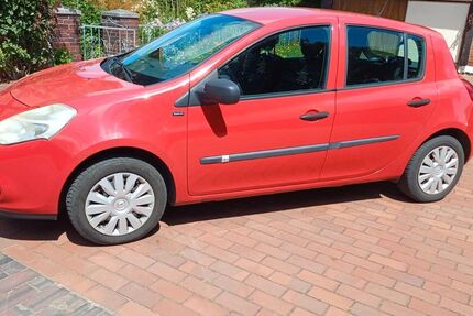Renault Clio 155.000 km 2.600 &euro; Marklohe 31608
