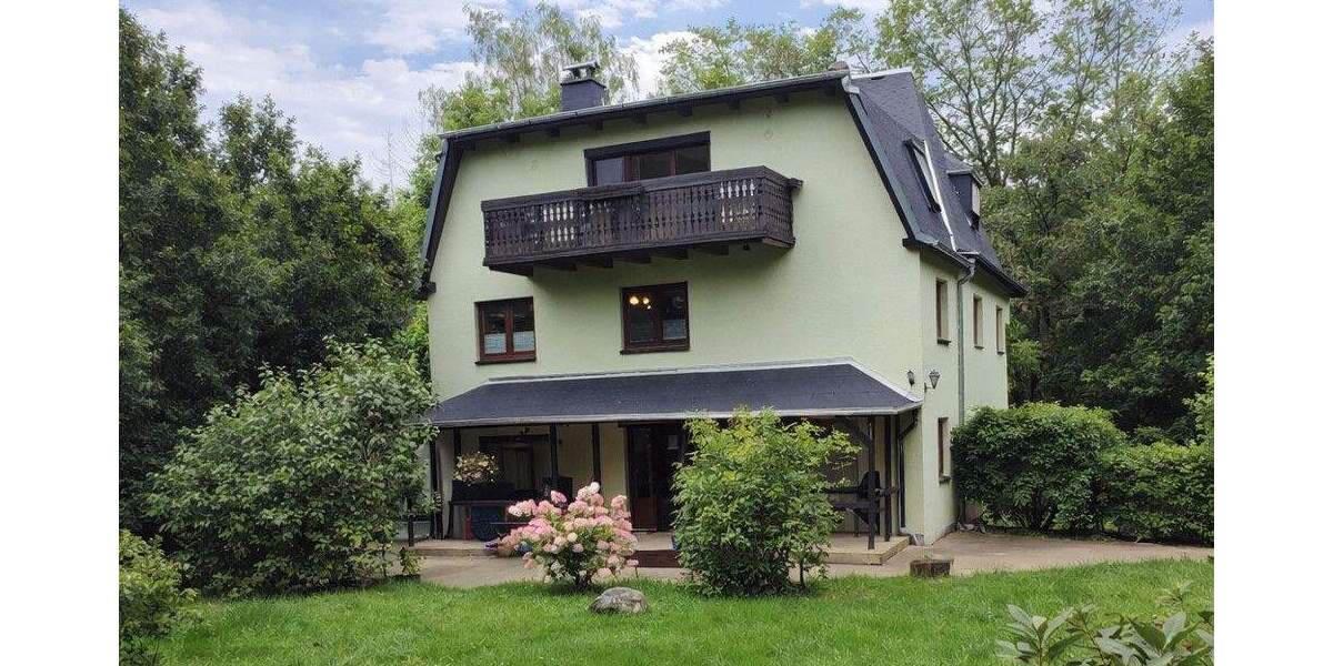 Mehrfamilienhaus, Wohnhaus Burgstädt / Burkersdorf Burgstädt - 6 Zimmer, 262 m&sup2;, 308.000&euro; | Angebot:25360869