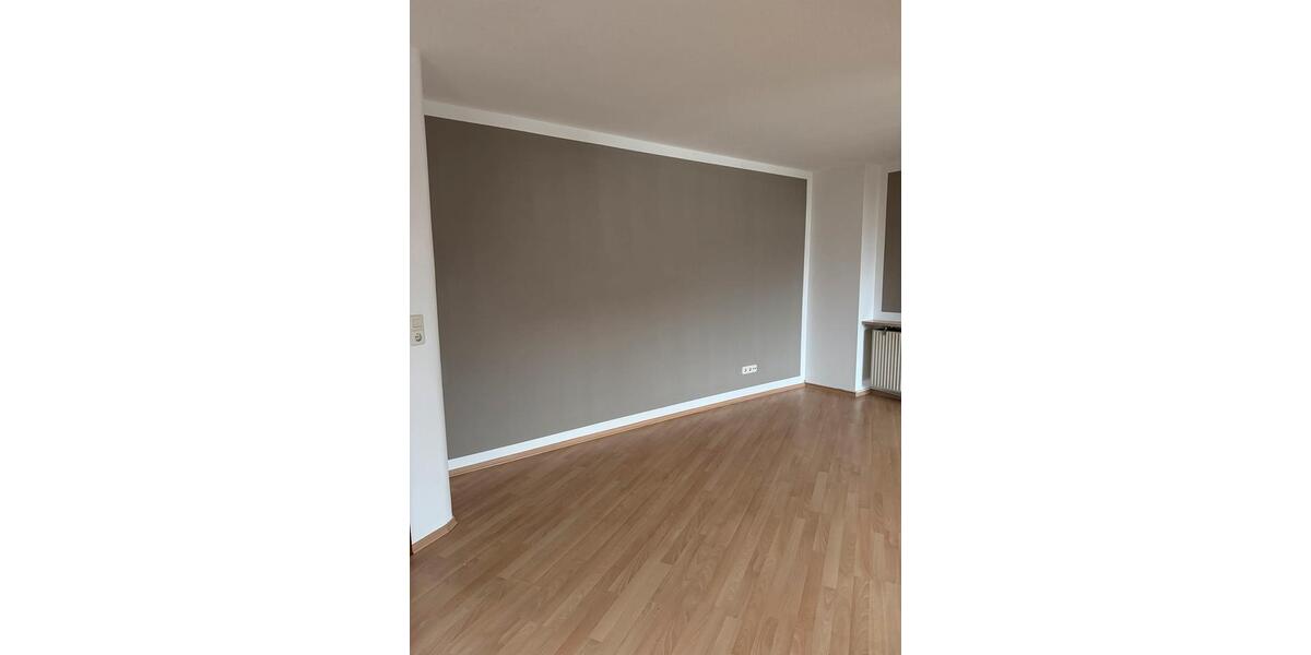 2 Zimmer Wohnung Heilsbronn Keller Balkon Bahnhof nähe 2 zimmer