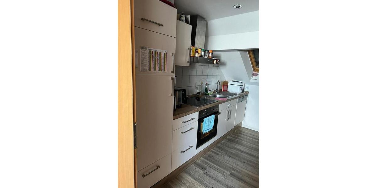 Dachgeschoßwohnung Bühl - 2.5 Zimmer, 68 m&sup2;, 700&euro; | Angebot:25561233