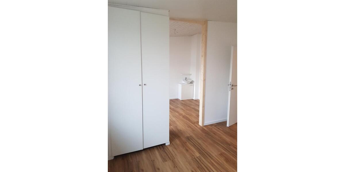 Reiheneckhaus mit großem Garten und Garage 5 zimmer