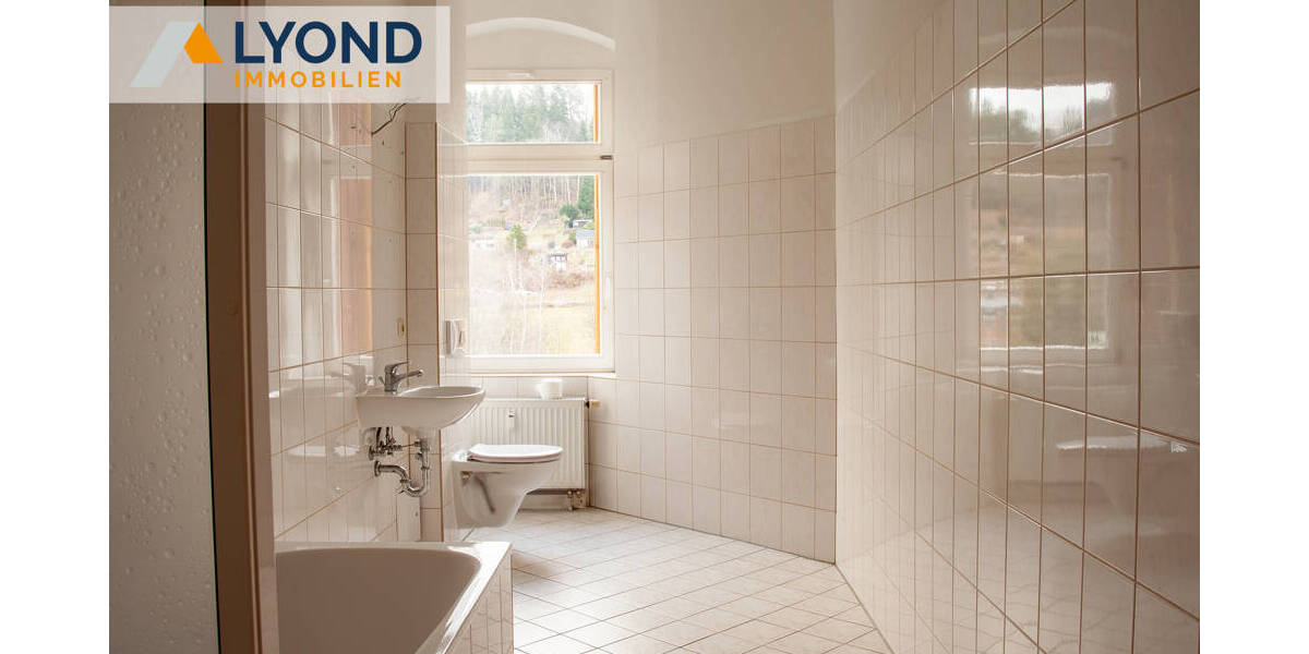 Etagenwohnung Annaberg-Buchholz / Buchholz Buchholz - 2 Zimmer, 77 m&sup2;, 69.500&euro; | Angebot:25773075