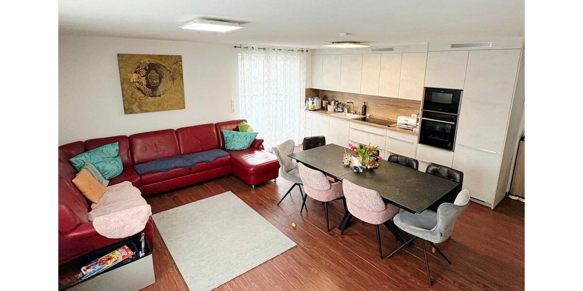 Etagenwohnung Wörth am Rhein - 5 Zimmer, 198 m&sup2;, 1.980&euro; | Angebot:26700500