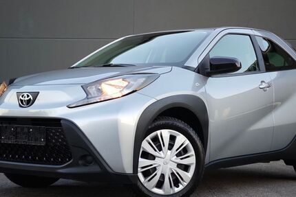 Toyota Aygo (X) 13.900 km 12.500 &euro; Bad Homburg 61350
