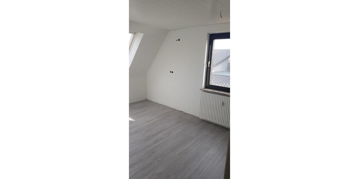 Etagenwohnung Nordstemmen - 4.5 Zimmer, 103 m&sup2;, 875&euro; | Angebot:25397234