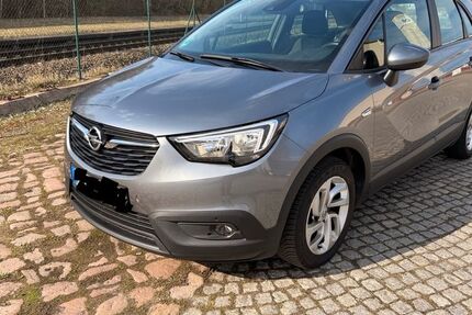 Opel Crossland (X) 81.300 km 5.600 &euro; Chemnitz 09131
