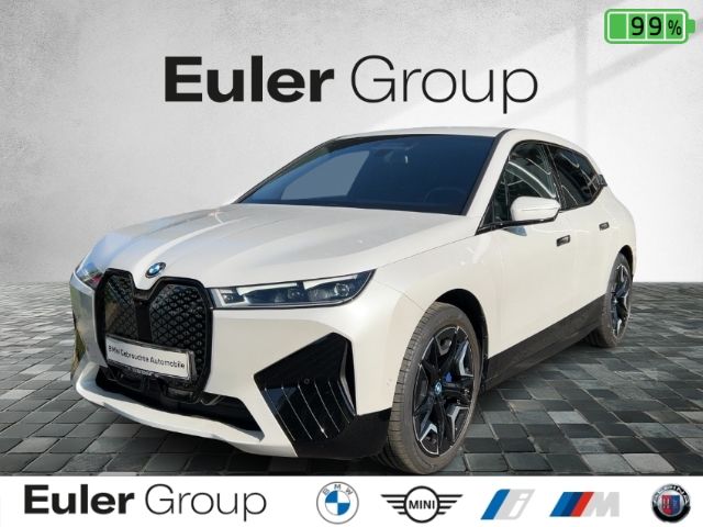 BMW iX 16.699 km 46.999 &euro; Frankfurt 60314