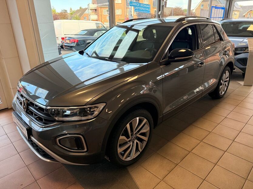 VW T-Roc 8.250 km 31.500 € Hamburg 21037