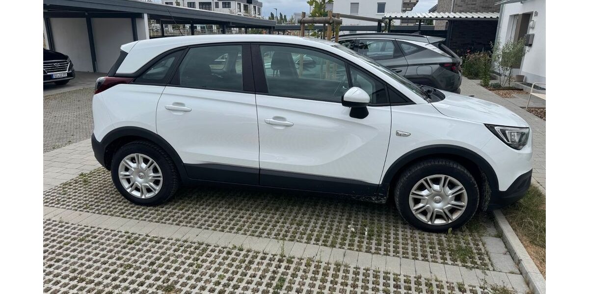 Opel Crossland (X) 76.541 km 9.500 &euro; Gießen 35394