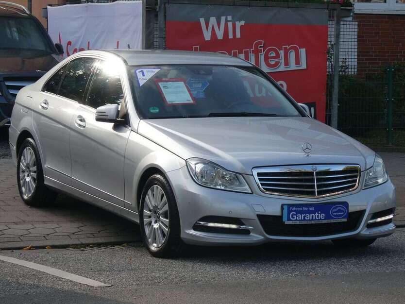Mercedes-Benz C 250 99.500 km 12.850 € Hamburg 22111