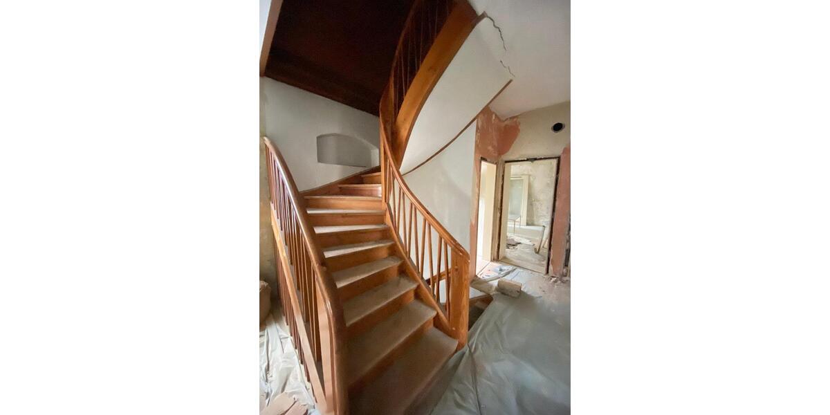 Mehrfamilienhaus, Wohnhaus Vohenstrauß - 10 Zimmer, 136 m&sup2;, 135.000&euro; | Angebot:26916559