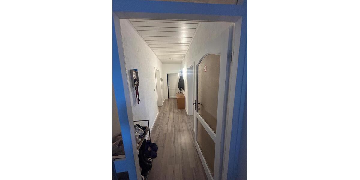 Etagenwohnung Eiterfeld - 4 Zimmer, 110 m&sup2;, 790&euro; | Angebot:24899297