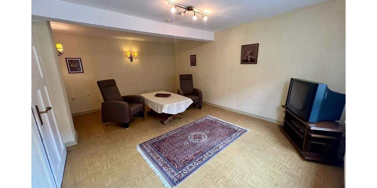 Einfamilienhaus Sontra / Krauthausen Krauthausen - 1 Zimmer, 321 m&sup2;, 249.000&euro; | Angebot:25735912