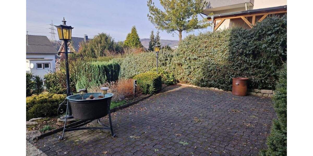 Hochwertig erbautes Einfamilienhaus in familienfreundlicher Lage von Eiserfeld! 4 zimmer