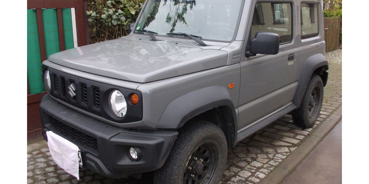 Suzuki Jimny 21.000 km 22.990 &euro; Schkopau 06258