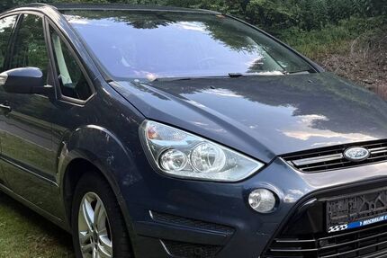 Ford S-Max 356.200 km 4.300 &euro; Wissen 57537