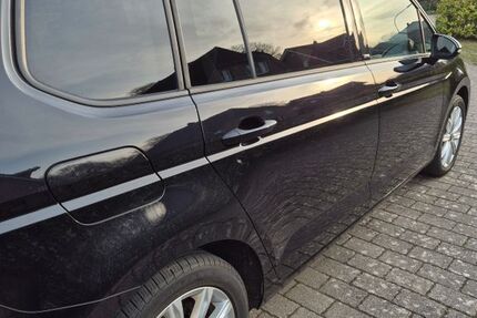 VW Touran 74.000 km 24.200 &euro; Brande-Hörnerkirchen 25364