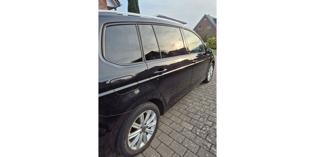 VW Touran 74.000 km 24.200 &euro; Brande-Hörnerkirchen 25364