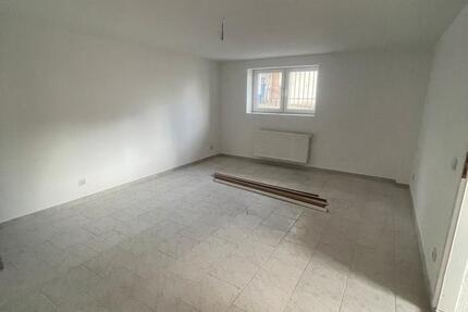 Helle 2 Zimmer EG Wohnung 61 qm