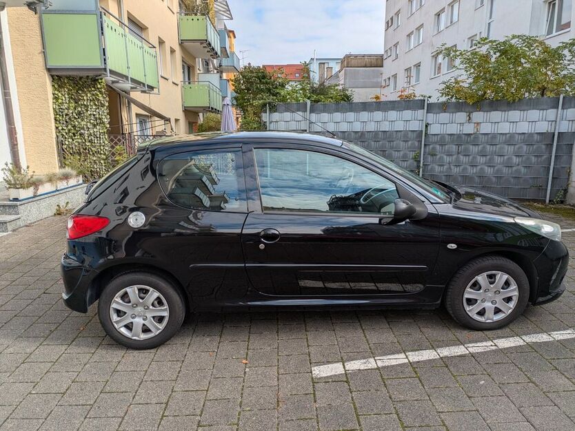 Peugeot 206 148.707 km 3.500 € Neu-Ulm 89231