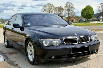 BMW 745