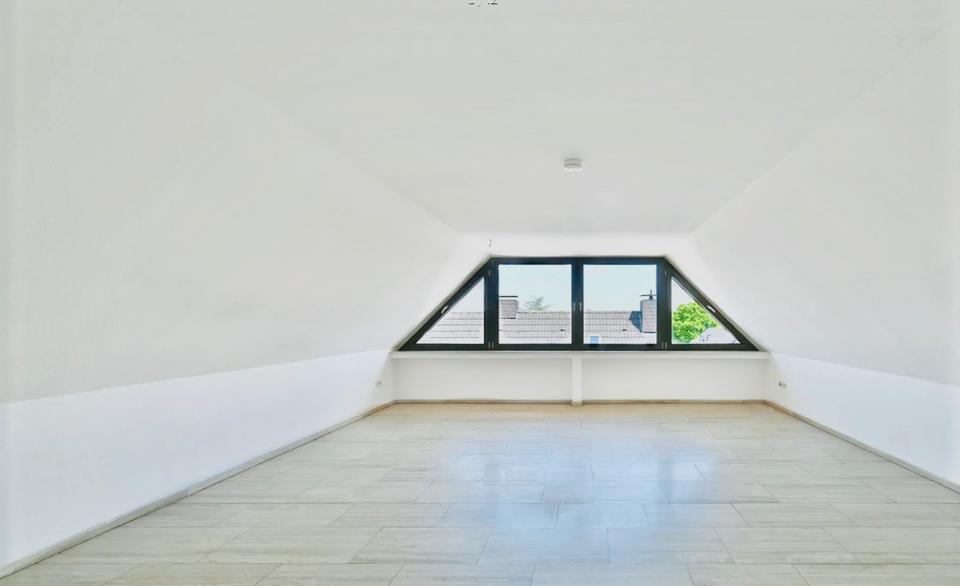 Dachgeschoßwohnung Dortmund Hörde - 1.5 Zimmer, 43 m&sup2;, 125.000&euro; | Angebot:26130282