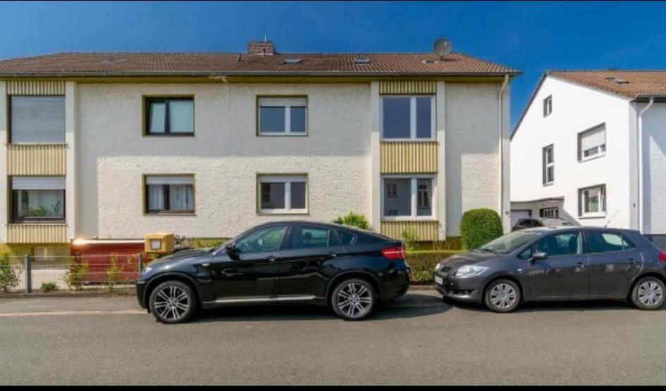 4er WG-Zimmer für StudentenAzubis ab 15.11.2025 zu vermieten zimmer