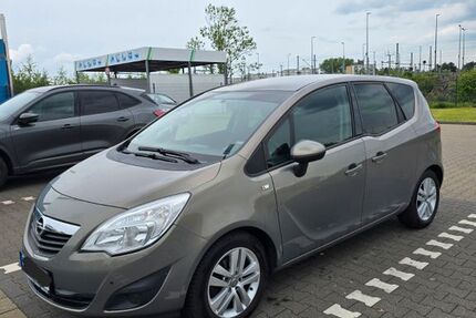 Opel Meriva 123.000 km 3.900 &euro; Köln 50739