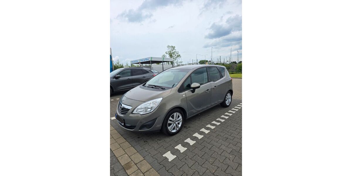 Opel Meriva 123.000 km 3.900 &euro; Köln 50739