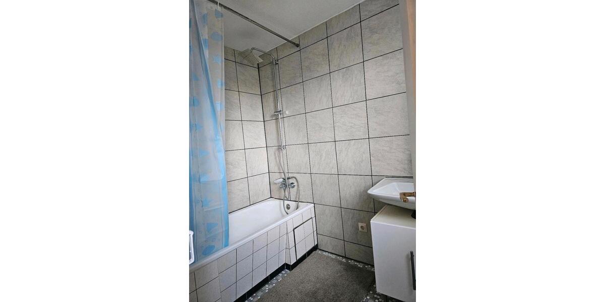Etagenwohnung Ammerbuch - 5 Zimmer, 180 m&sup2;, 1.800&euro; | Angebot:26032202