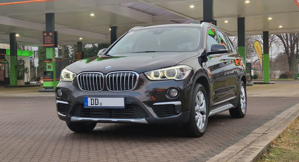BMW X1 99.328 km 17.900 &euro; Dresden 01217