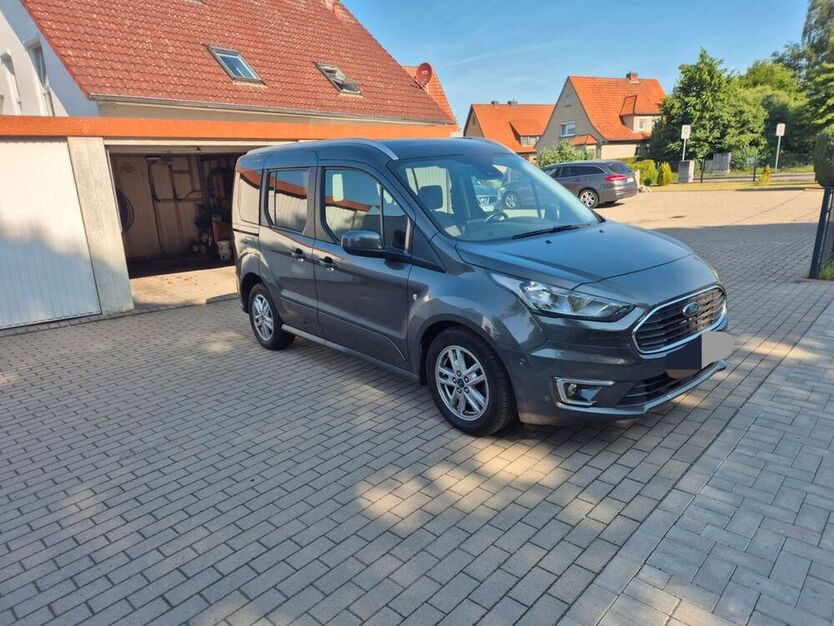 Tourneo Connect
