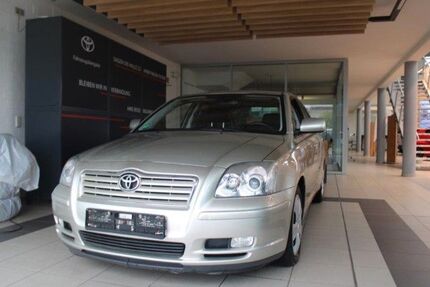 Toyota Avensis 208.000 km 2.999 € Baden-Baden 76532