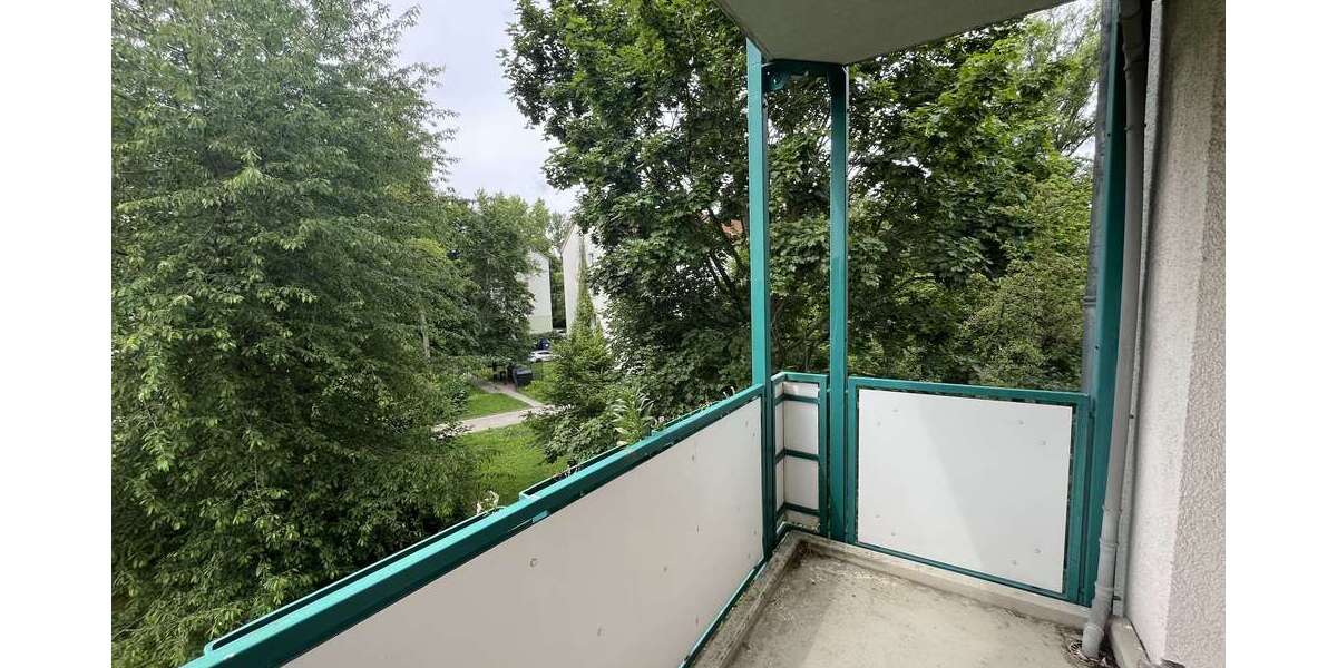 Etagenwohnung Zwickau Eckersbach E 1 - 4 Zimmer, 75 m&sup2;, 599&euro; | Angebot:26796006