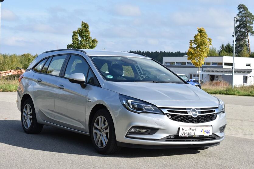 Opel Astra 163.000 km 7.900 € Schramberg 78713