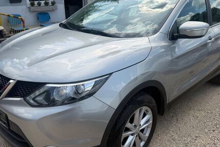 Nissan Qashqai 99.998 km 7.750 &euro; Ulm-Donautal 89079