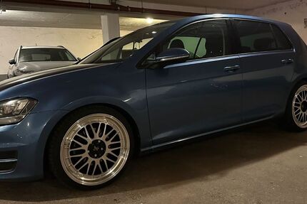 VW Golf 123.000 km 8.500 &euro; Oberasbach 90522