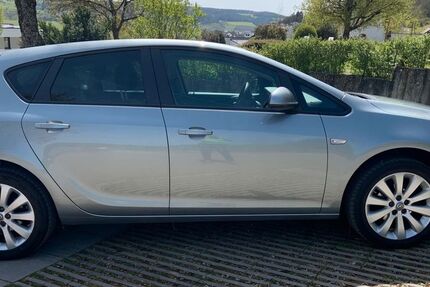 Opel Astra 46.182 km 9.250 &euro; Mühlheim 78570
