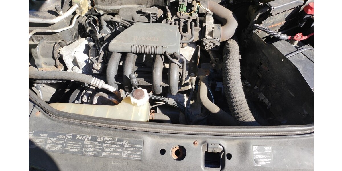 Renault Clio 122.280 km 1.750 &euro; Solingen 42651