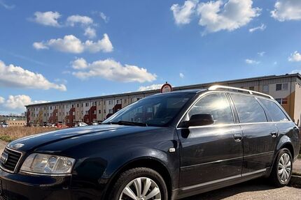 Audi A6 273.000 km 900 &euro; Dessau 06842