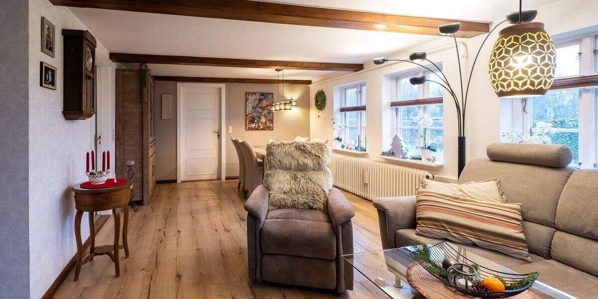 Einfamilienhaus Niebüll - 3 Zimmer, 145 m&sup2;, 398.000&euro; | Angebot:25706563