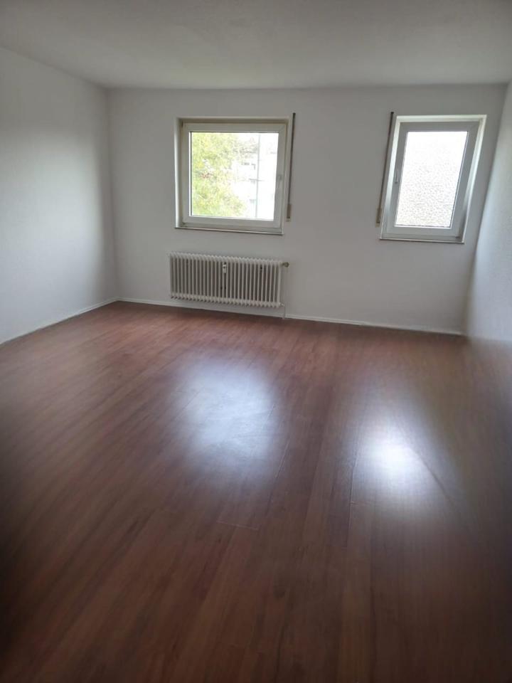 Großzügige Eigentumswohnung zimmer
