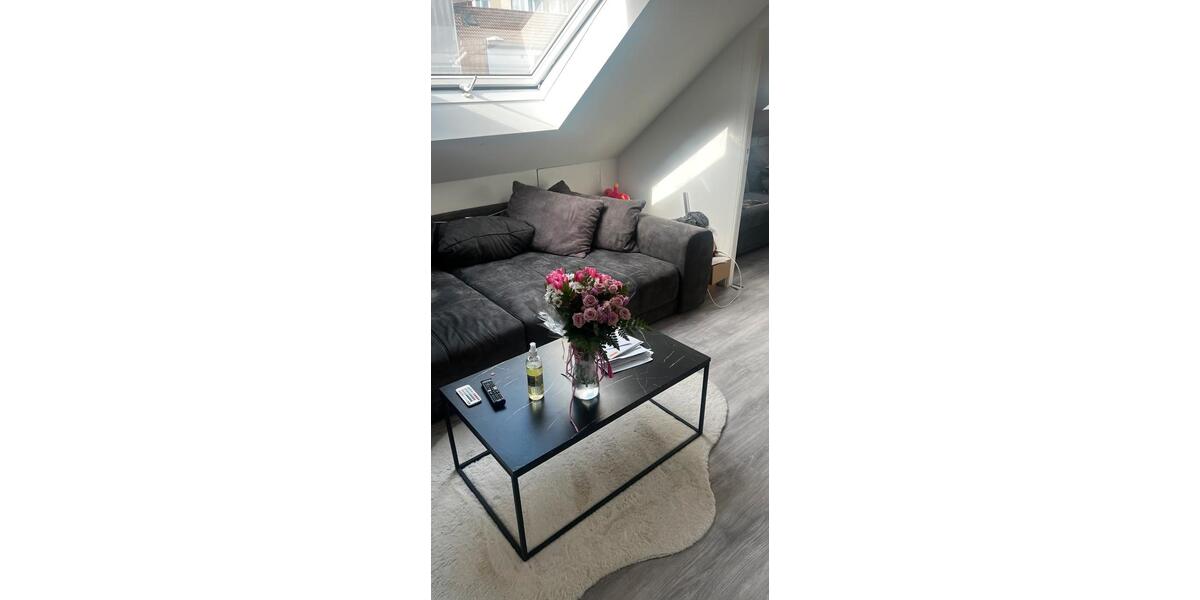 Dachgeschoßwohnung Bremen Burglesum - 2.5 Zimmer, 45 m&sup2;, 670&euro; | Angebot:26316224