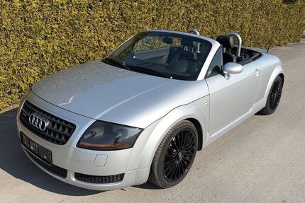Audi TT 104.000 km 11.990 &euro; Rietberg 33397