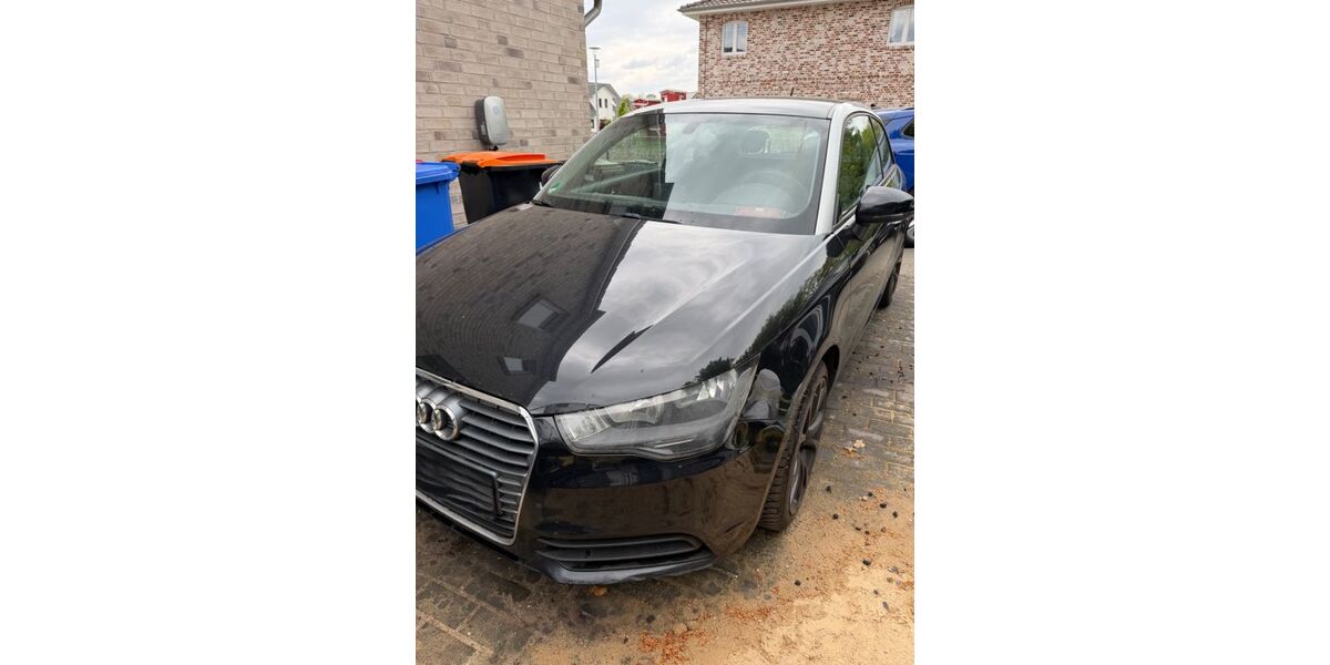 Audi A1 216.000 km 6.000 &euro; Rickling 24635