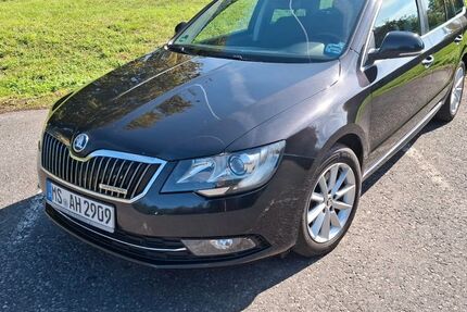 Skoda Superb 268.000 km 5.799 € Senden 48308