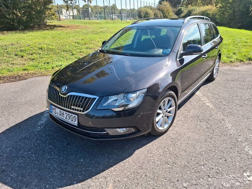 Skoda Superb 268.000 km 5.799 € Senden 48308