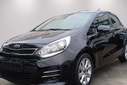 Kia Rio 62.424 km 8.990 € Düsseldorf 40599
