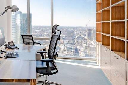 Exklusive 50 m² Büroraum auf der 37. Etage - Top-Aussicht in Frankfurt zimmer